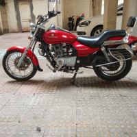 Bajaj Avenger 220 DTS-i