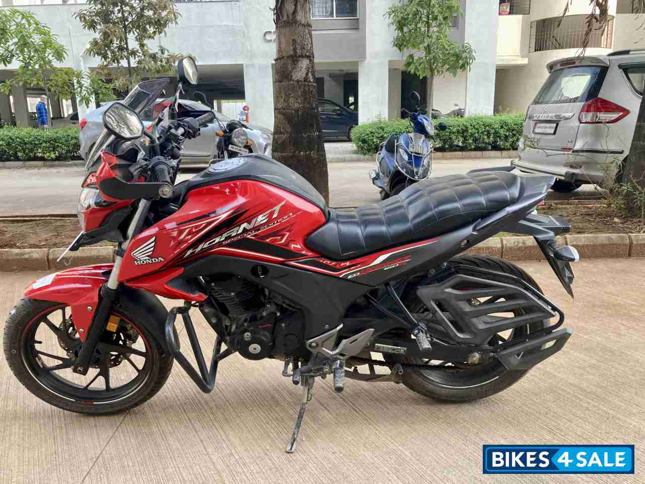 Red Honda CB Hornet 160R ABS