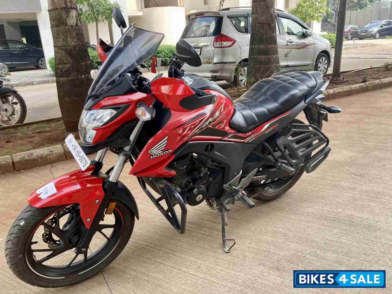 Red Honda CB Hornet 160R ABS