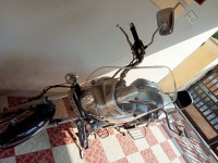 Auburn Black Bajaj Avenger Cruise 220