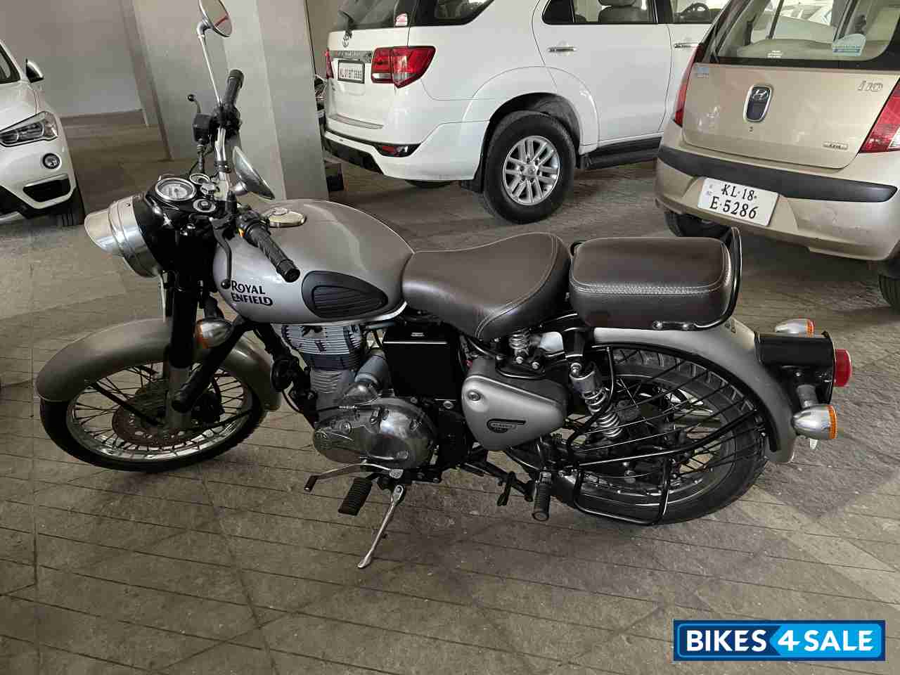 Royal Enfield Classic Gunmetal Grey