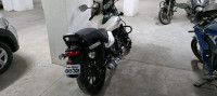 Bajaj Avenger Street 220