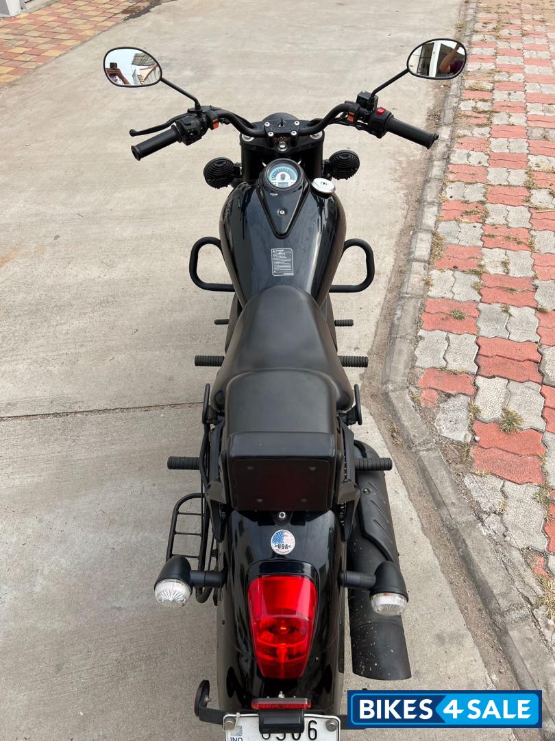 Black UM Renegade Commando