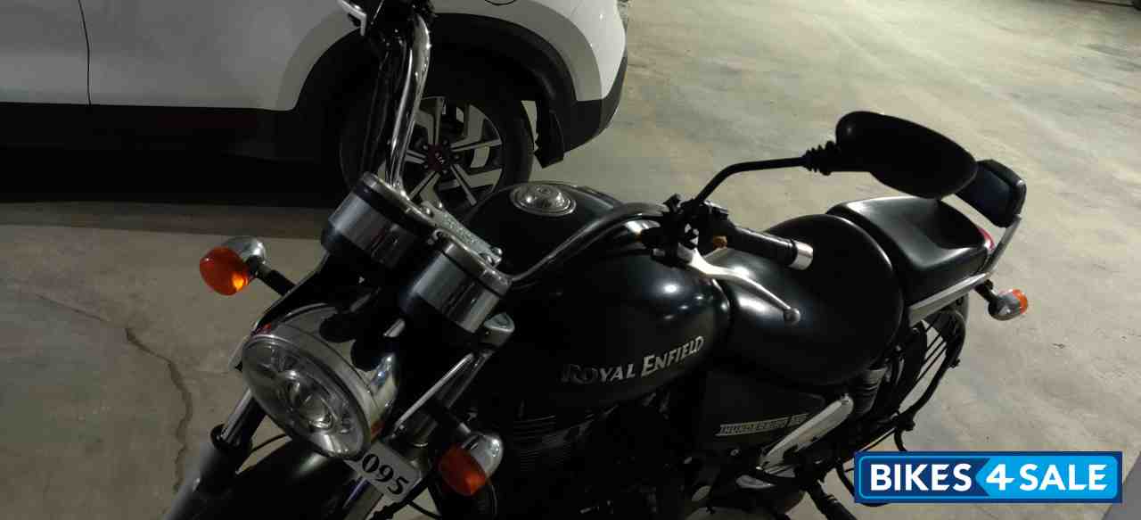Mat Black Royal Enfield Thunderbird 350