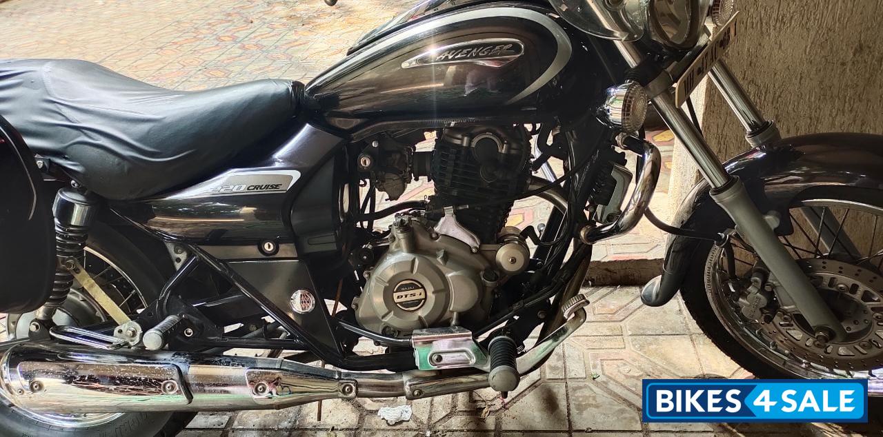 Bajaj Avenger Cruise 220