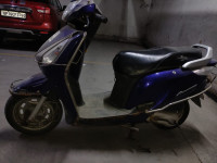 Blue Honda Aviator