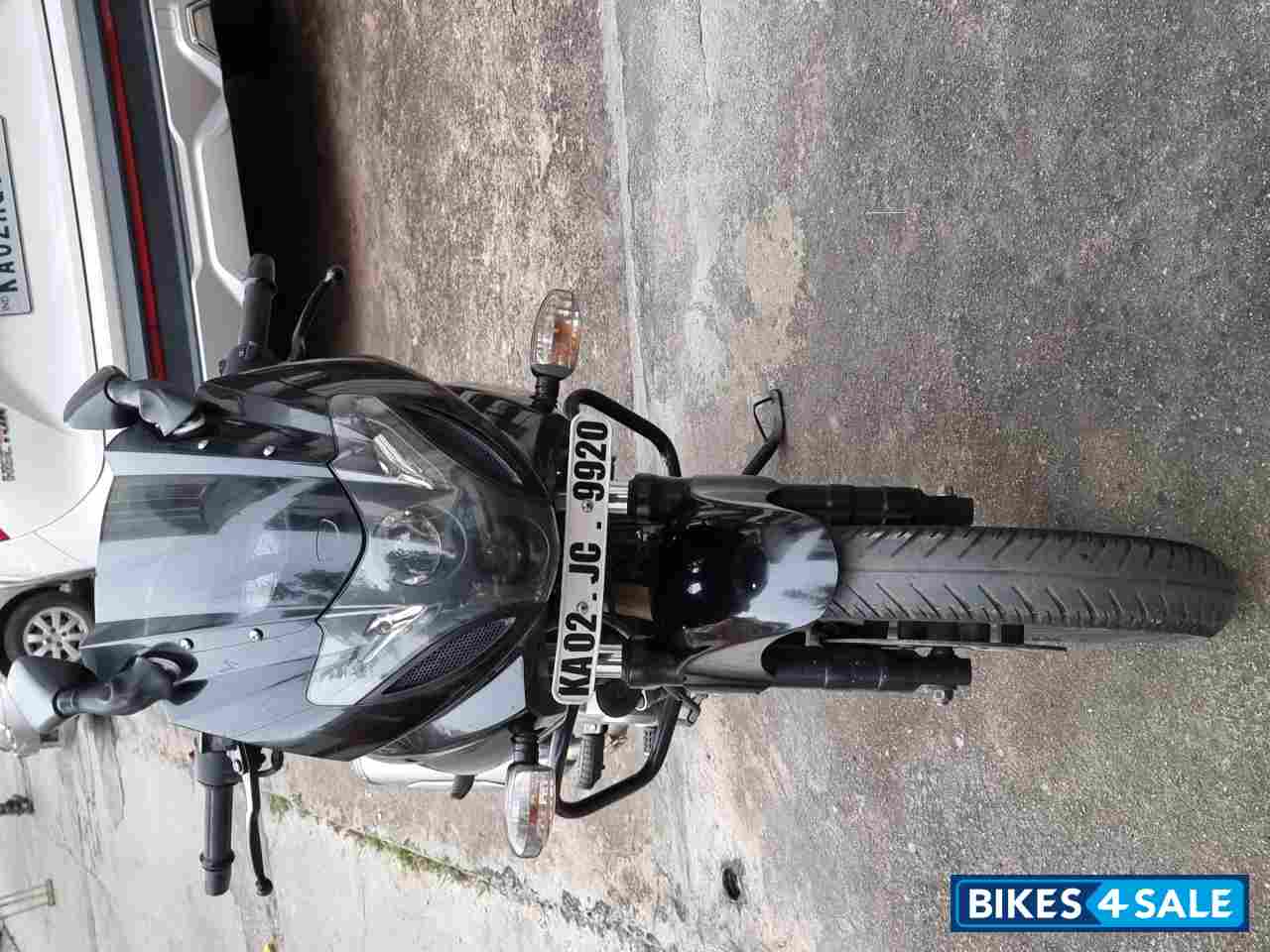 Black Bajaj Pulsar 220 DTSi