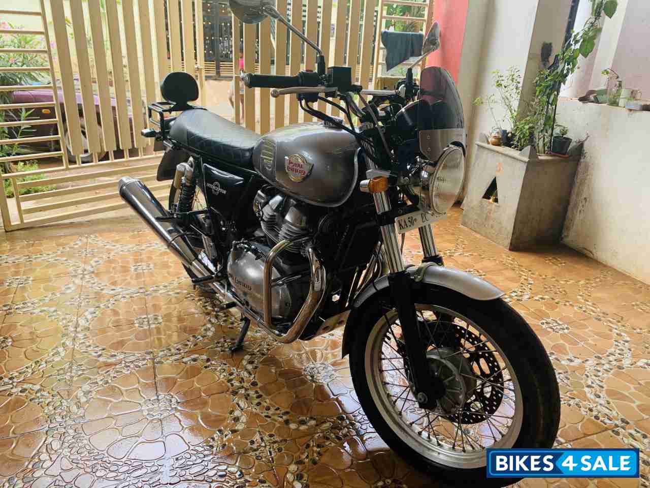 Silver Spectre Royal Enfield Interceptor 650 Twin