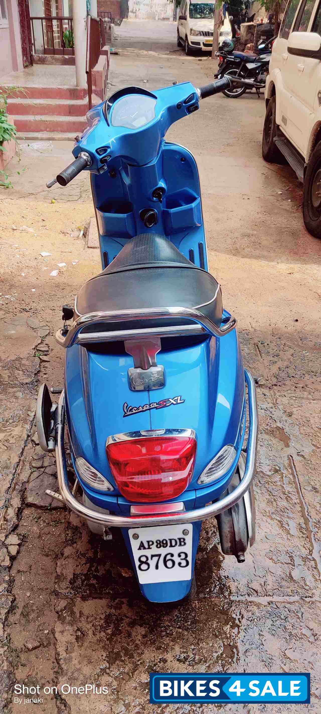 Blue Vespa SXL 125