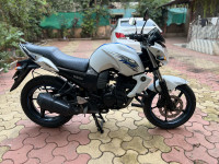 White Yamaha FZ-S