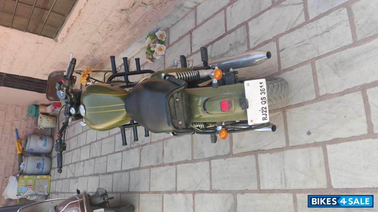 Geletic Green Jawa 42 Dual Channel ABS Orion Red