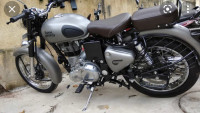 Gun Metal Grey Royal Enfield Classic Gunmetal Grey