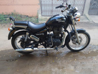 Black Royal Enfield Thunderbird 350