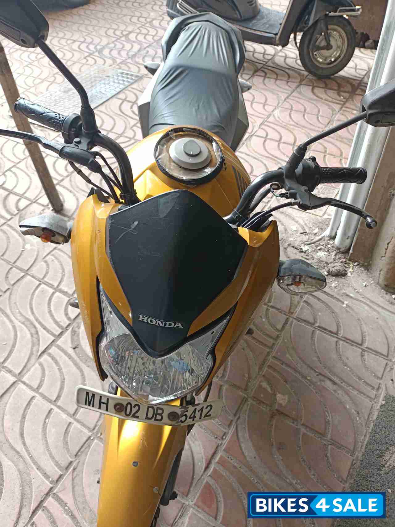Golden Yellow Honda CB Twister Golden Yellow Honda CB Twister