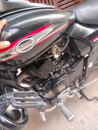 Black Bajaj Avenger Street 220