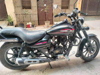 Black Bajaj Avenger Street 220