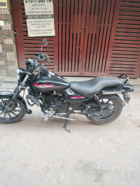 Black Bajaj Avenger Street 220