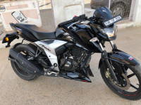 TVS Apache RTR 160 4V