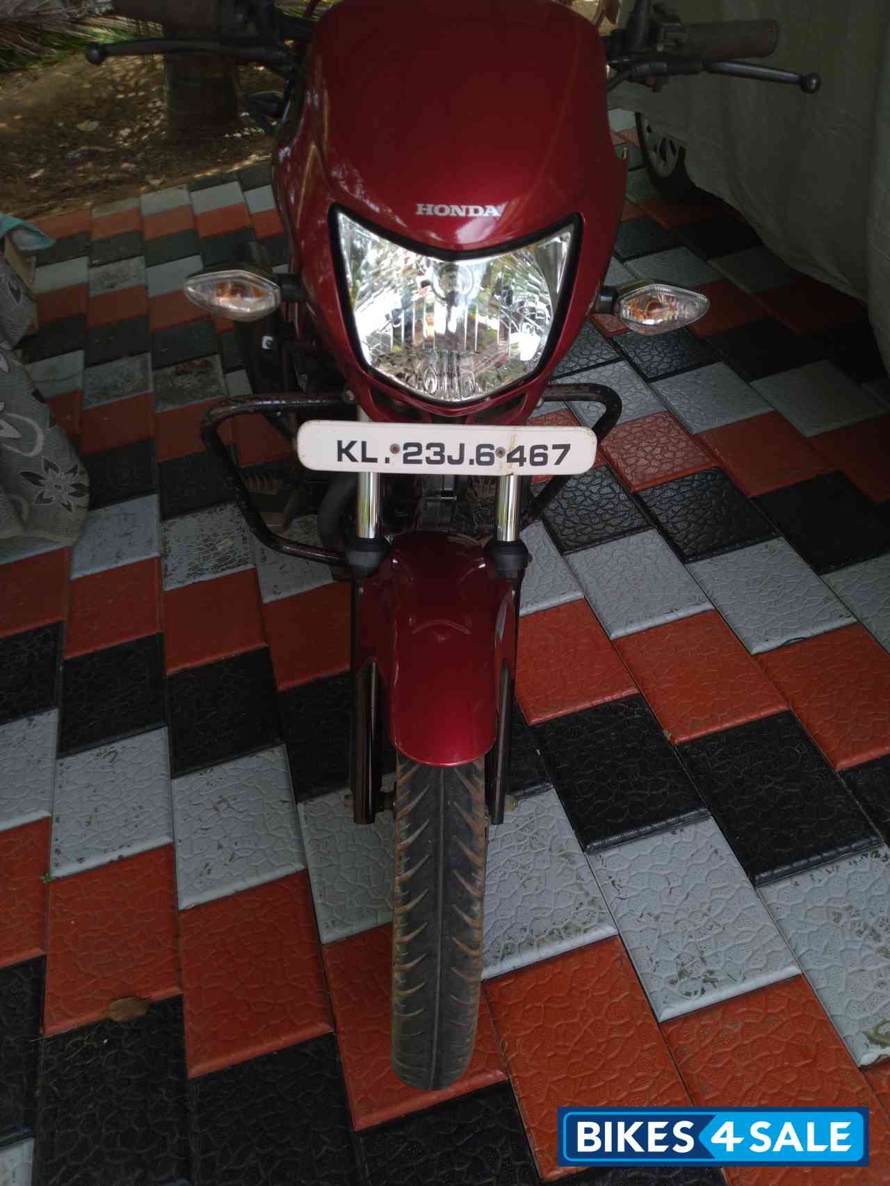 Maroon Honda Dream Yuga
