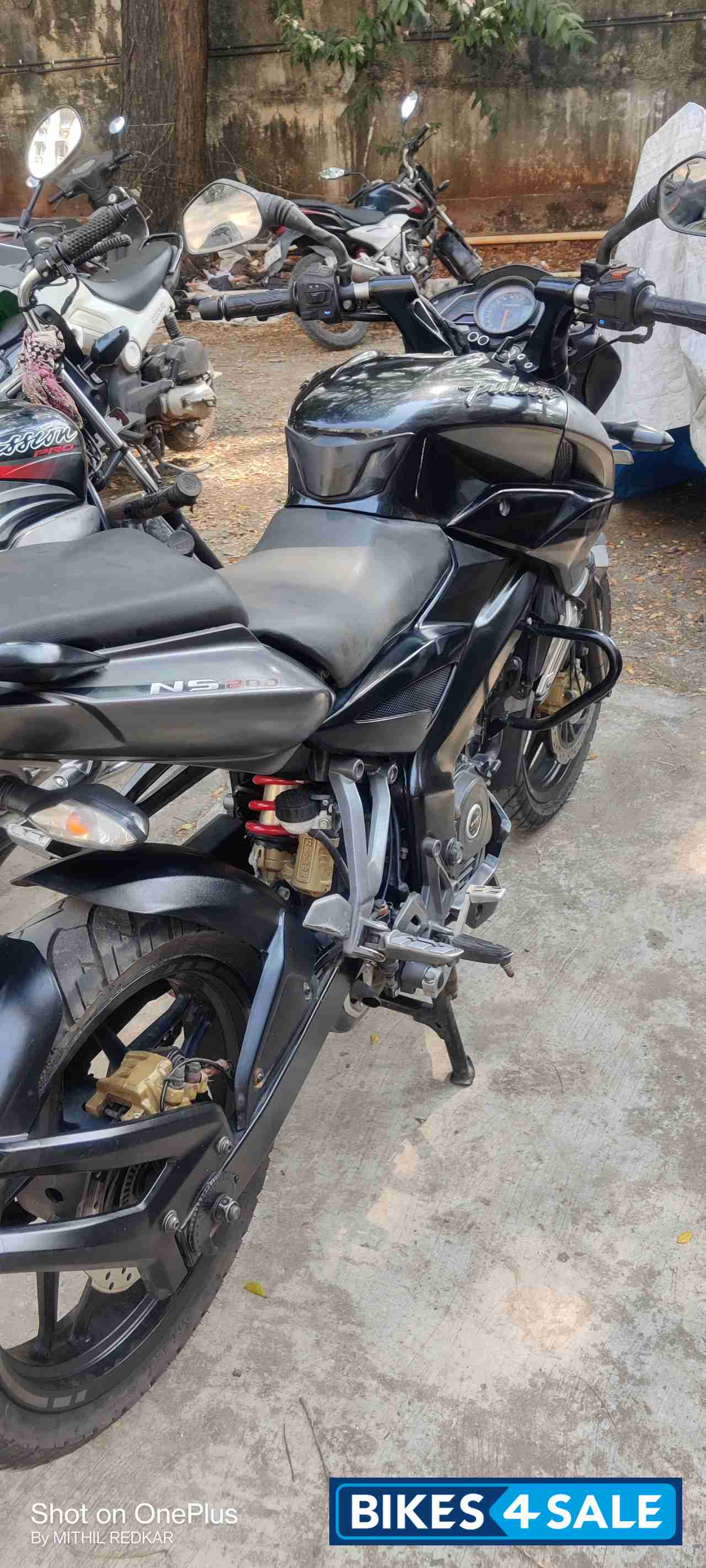 Black Bajaj Pulsar 200 NS ABS