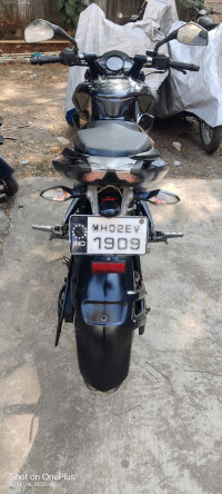 Black Bajaj Pulsar 200 NS ABS