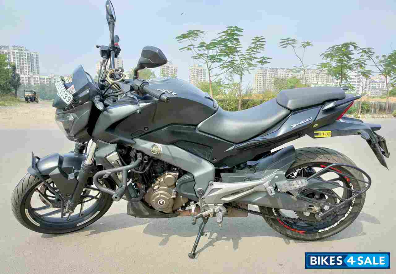 Matt Grey Bajaj Dominar 400 Disc