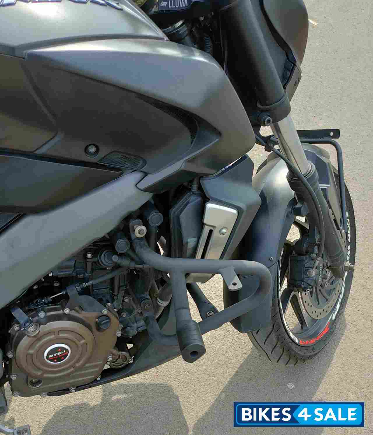 Matt Grey Bajaj Dominar 400 Disc