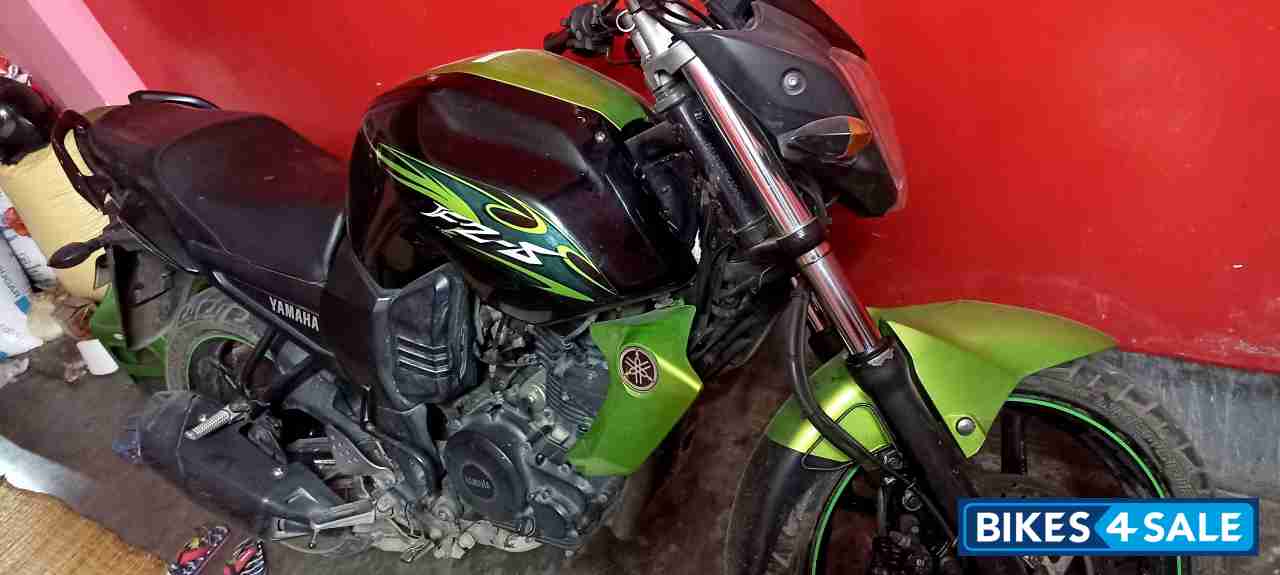 Yamaha FZ-S