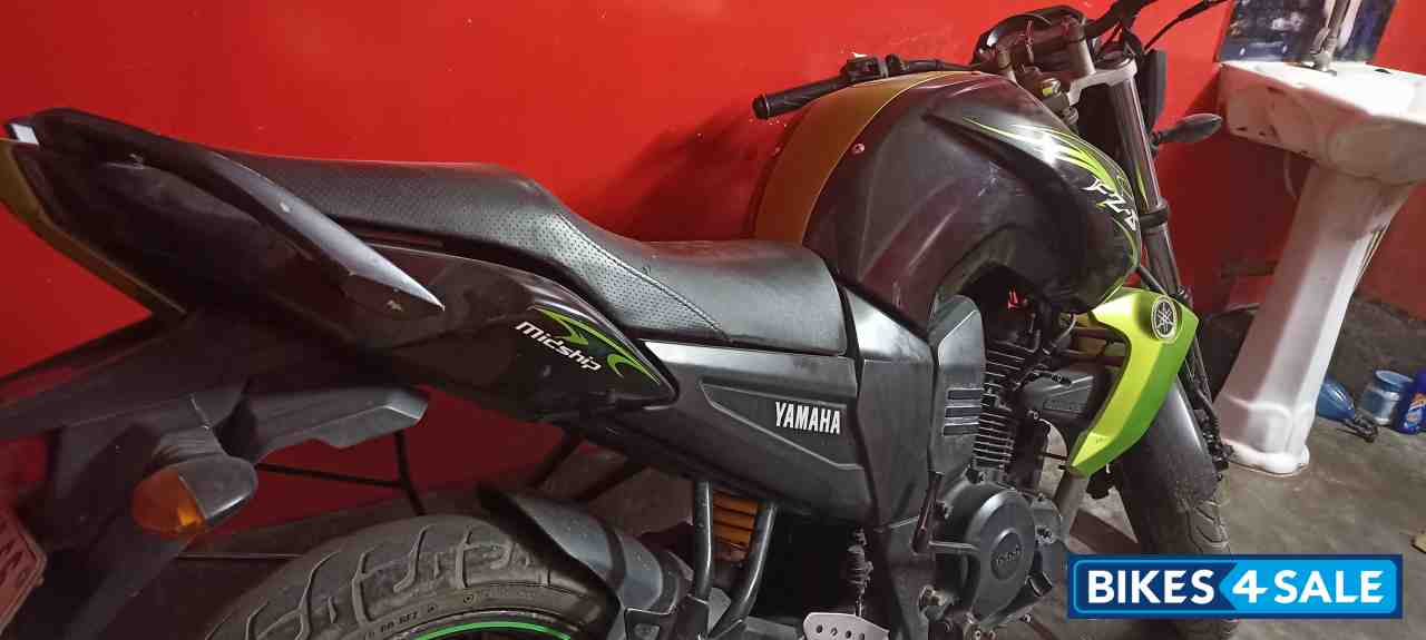 Yamaha FZ-S