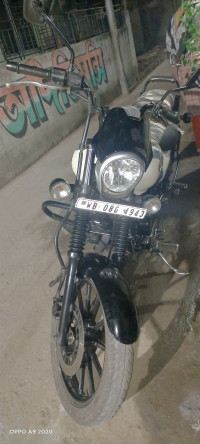 White Matte Bajaj Avenger Street 220