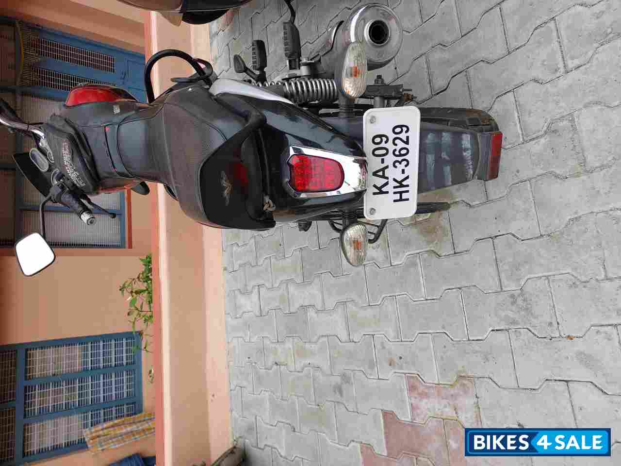 Black & Red Bajaj V15