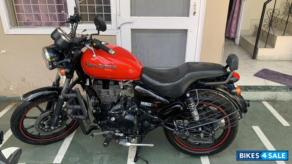 Red Royal Enfield Thunderbird X 350