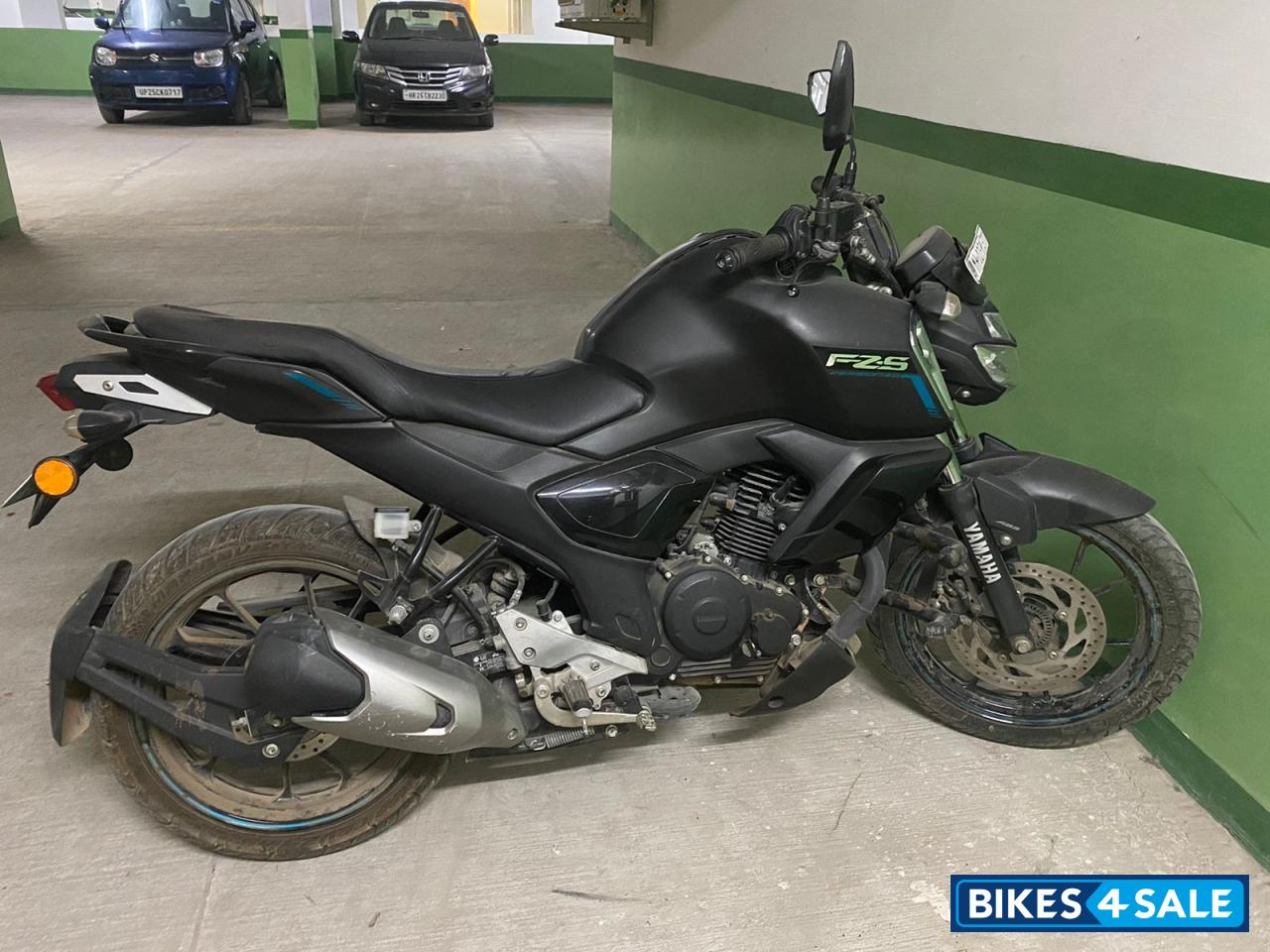 Black Yamaha FZ-S FI V3 BS6