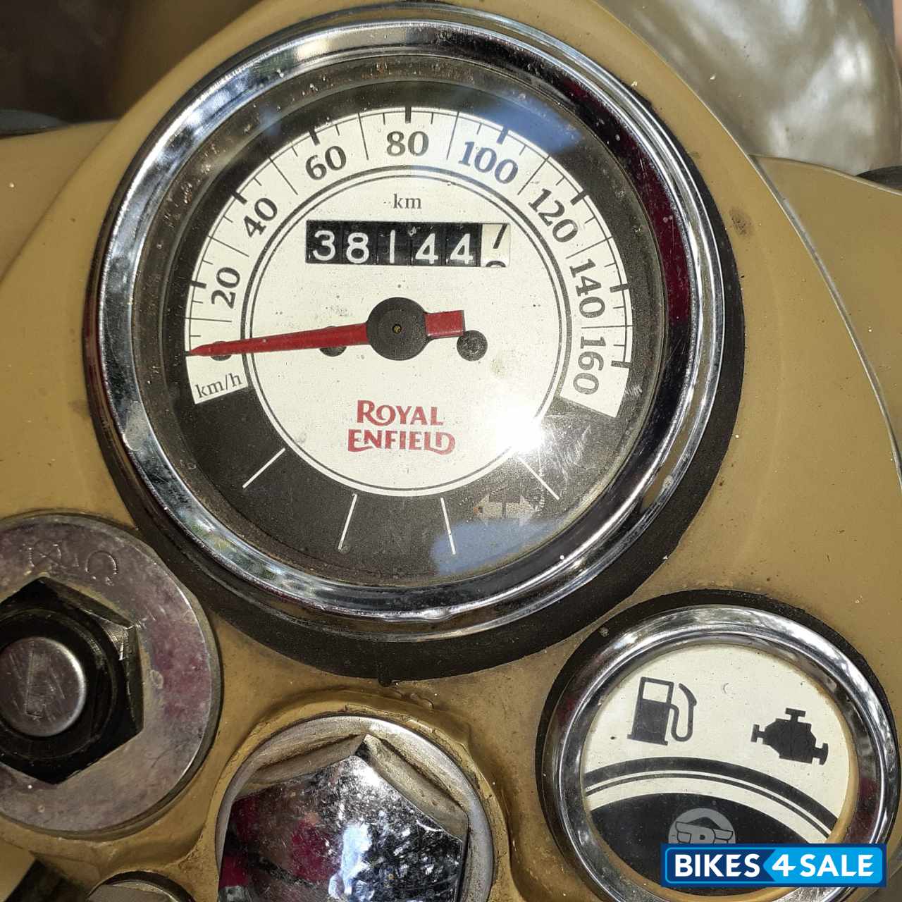 Royal Enfield Classic Desert Storm