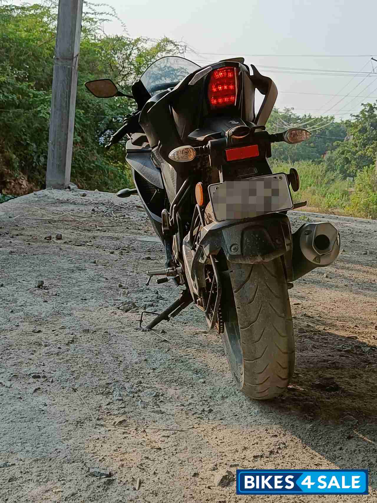 Dark Knight Yamaha YZF R15 V3