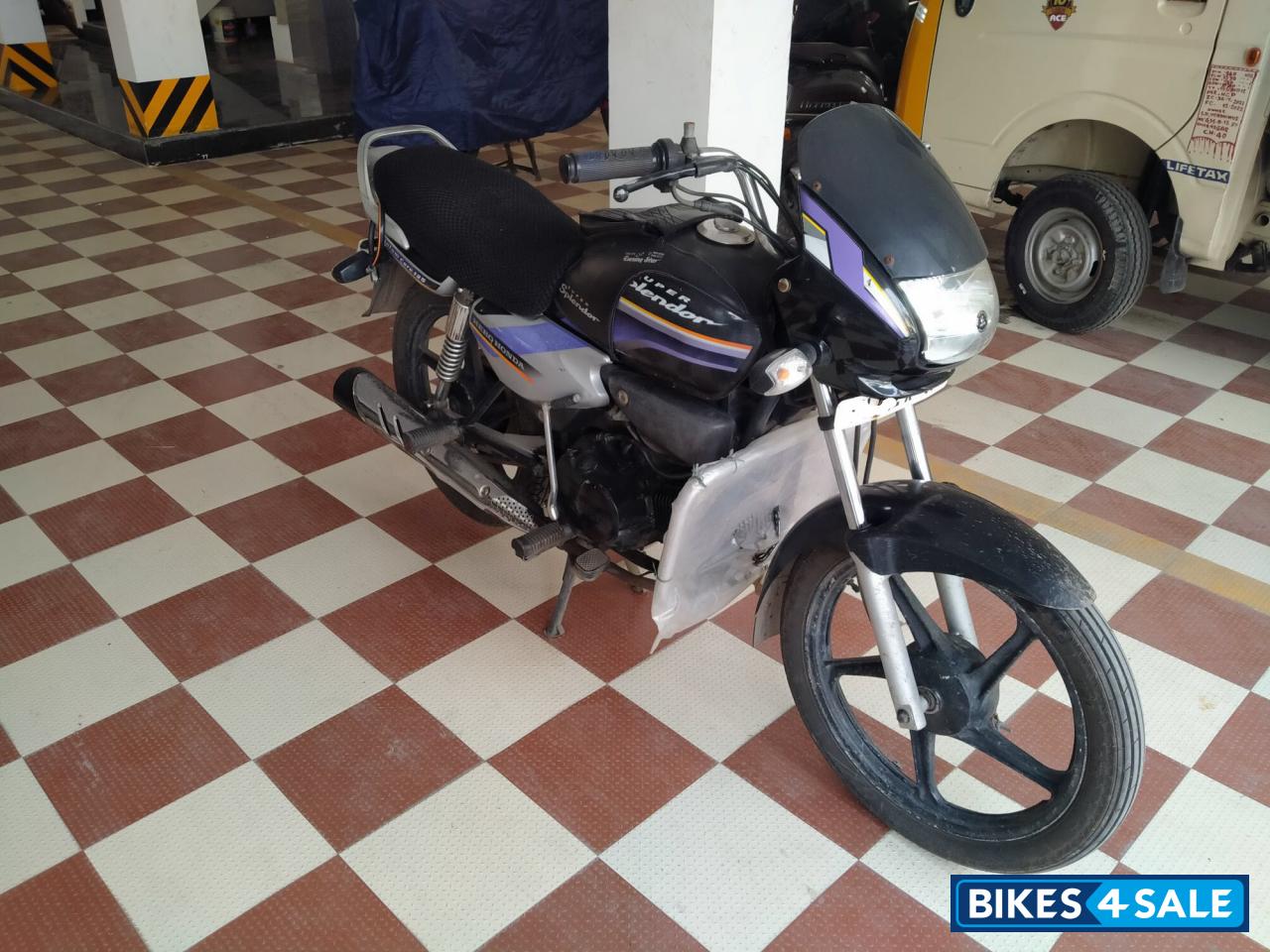 Grey With Blue Hero Super Splendor