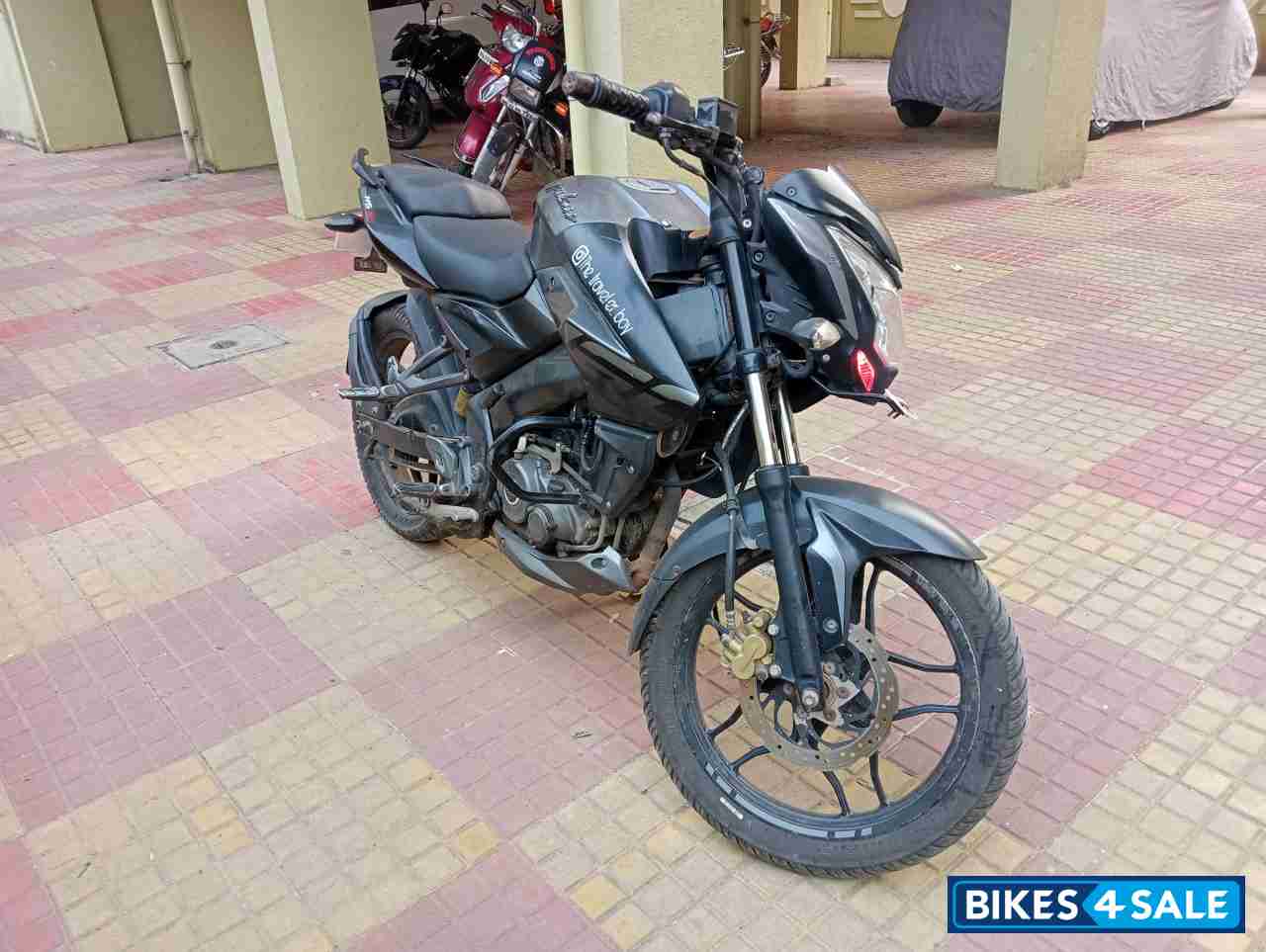 Grey Bajaj Pulsar NS 160 BS6