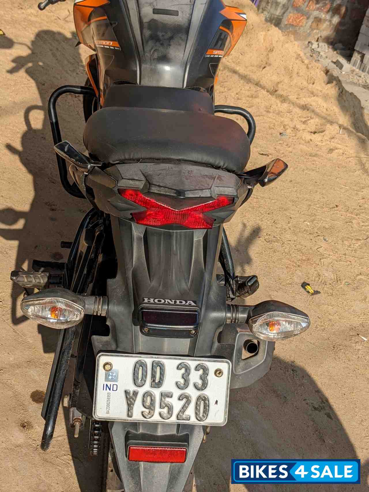 Honda CB Hornet 160R