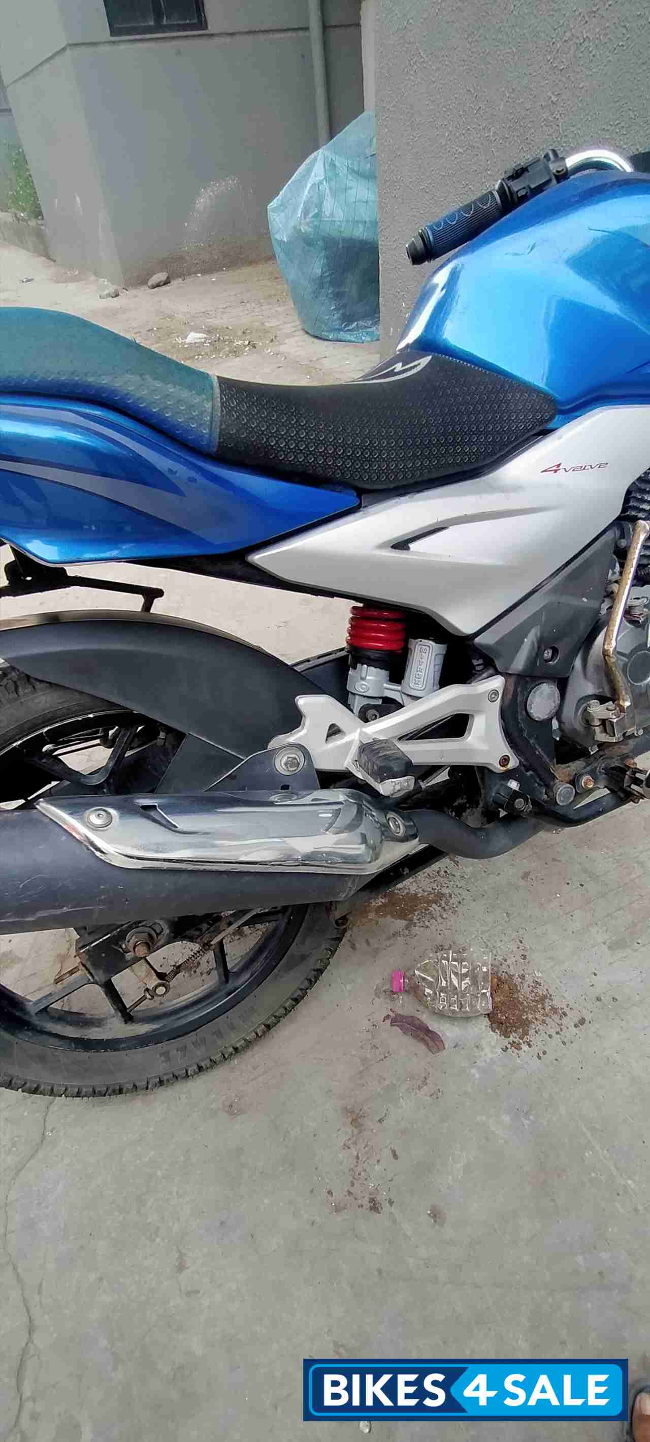 Bajaj Discover 125 ST