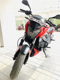 Bajaj Dominar 400