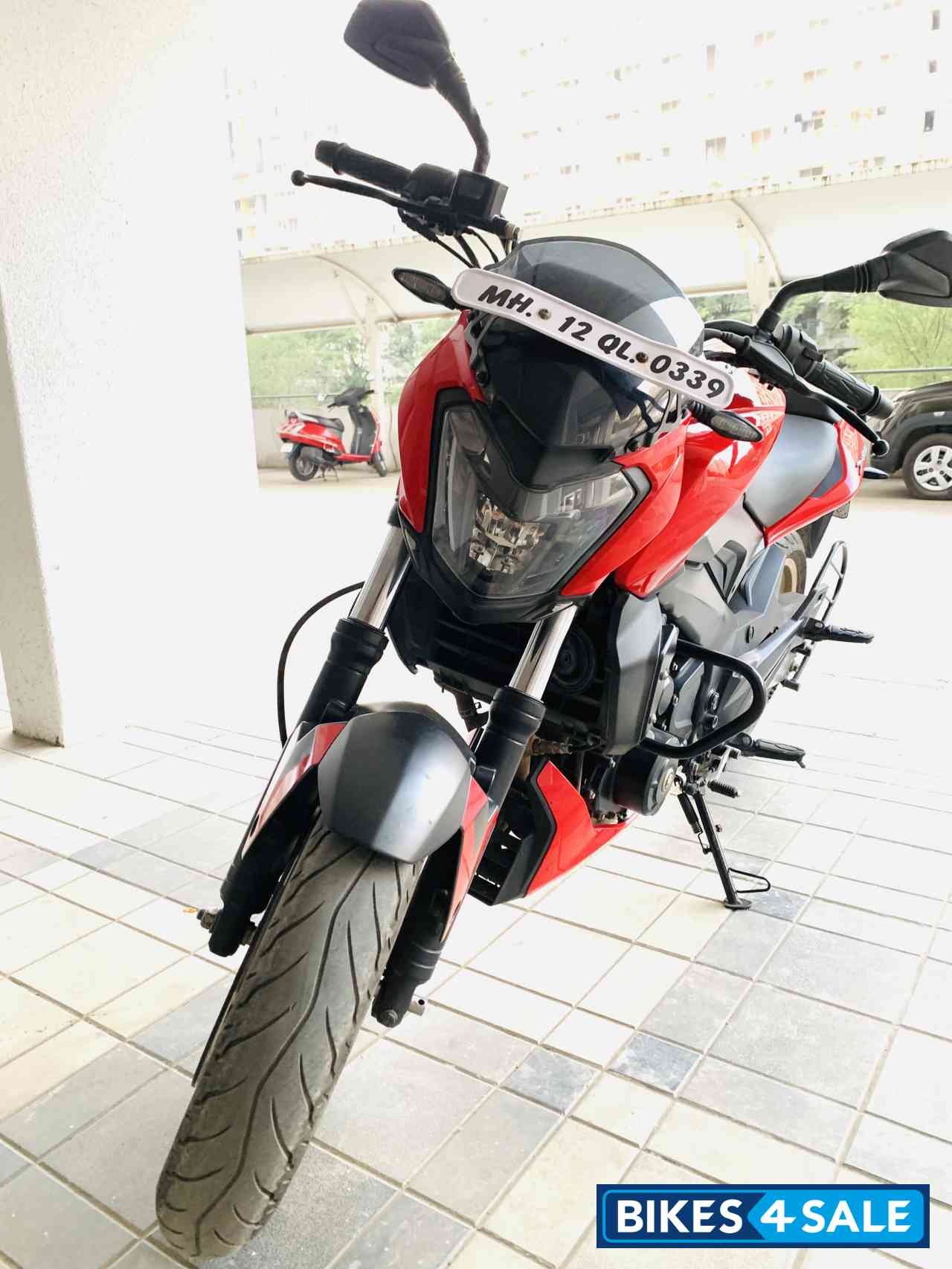 Bajaj Dominar 400