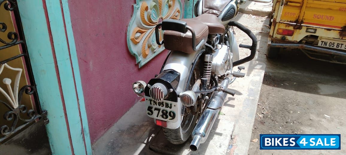 Royal Enfield Classic 350