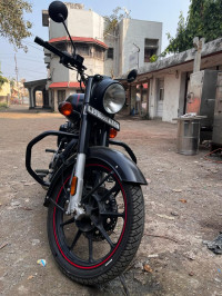 Black Royal Enfield Classic 350 Dual Channel BS6