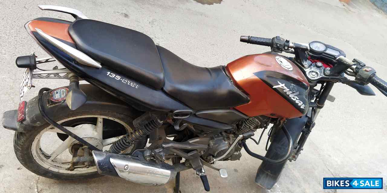 Black Bajaj Pulsar 135LS