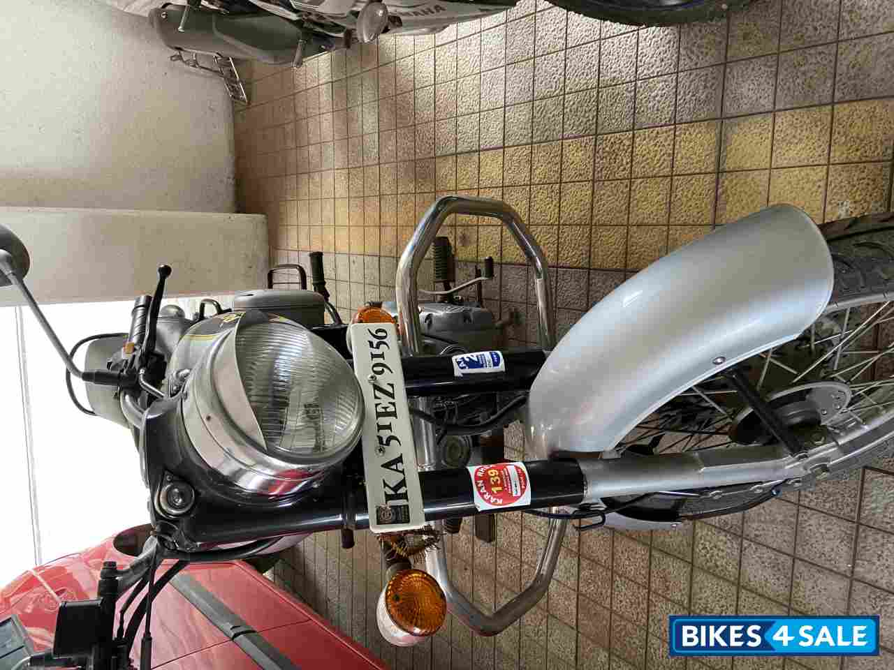 Royal Enfield Classic 350