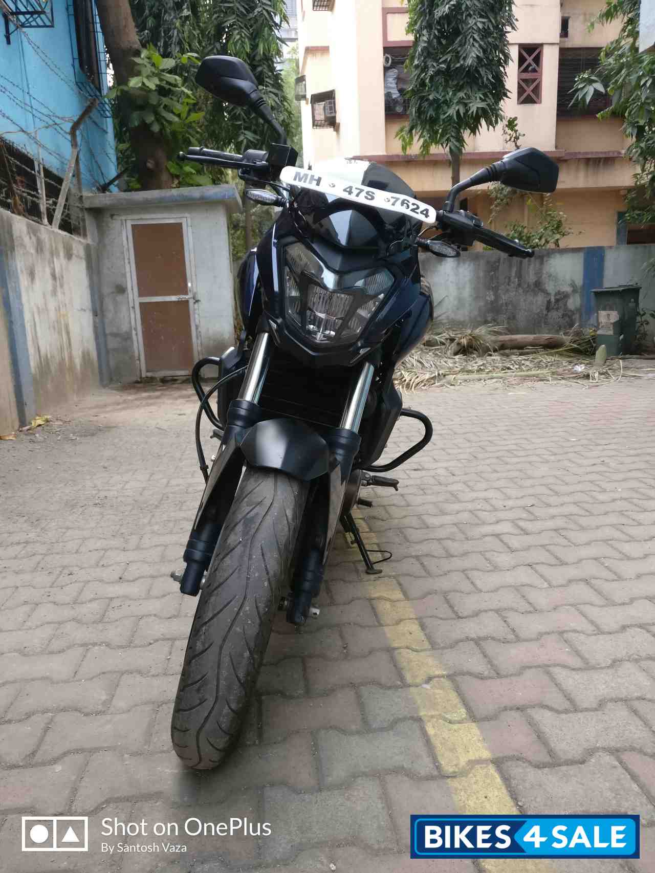 Bajaj Dominar 400 ABS BS6