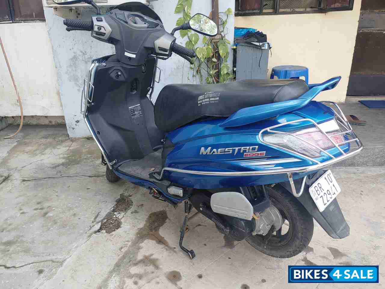 Blue Hero Maestro Edge 125 BS6