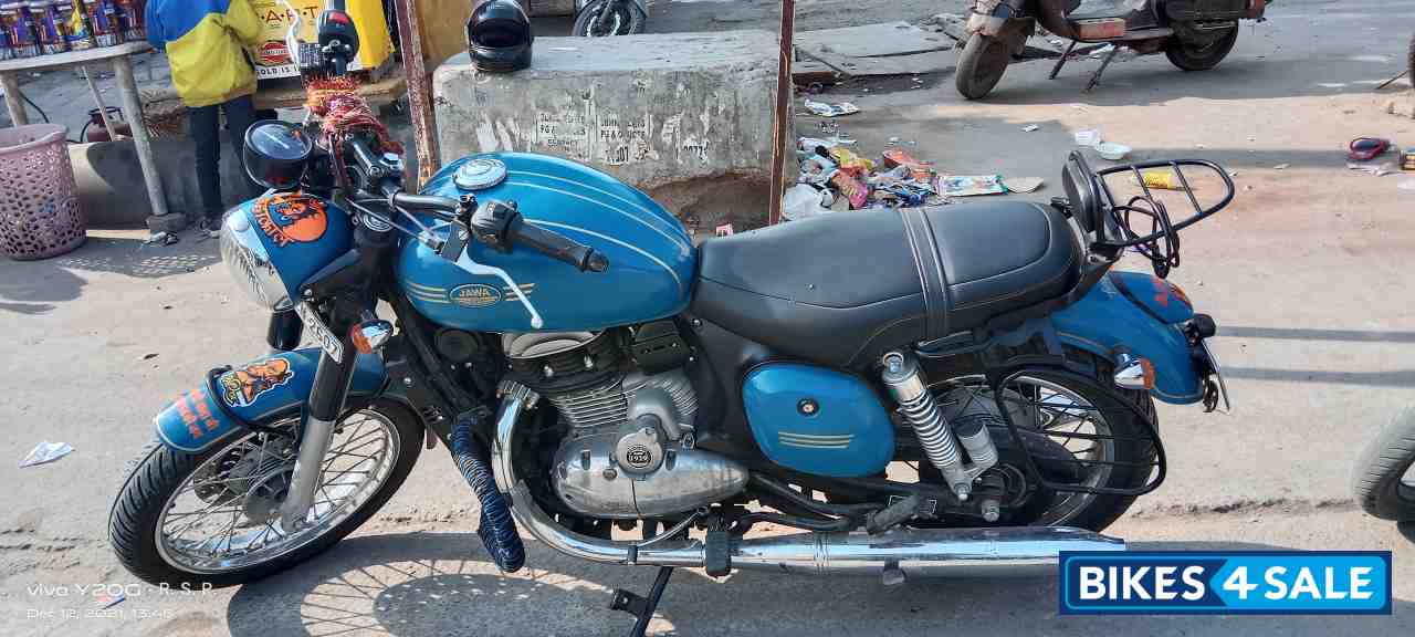 Starlight Blue Jawa 42 Dual Channel ABS Orion Red