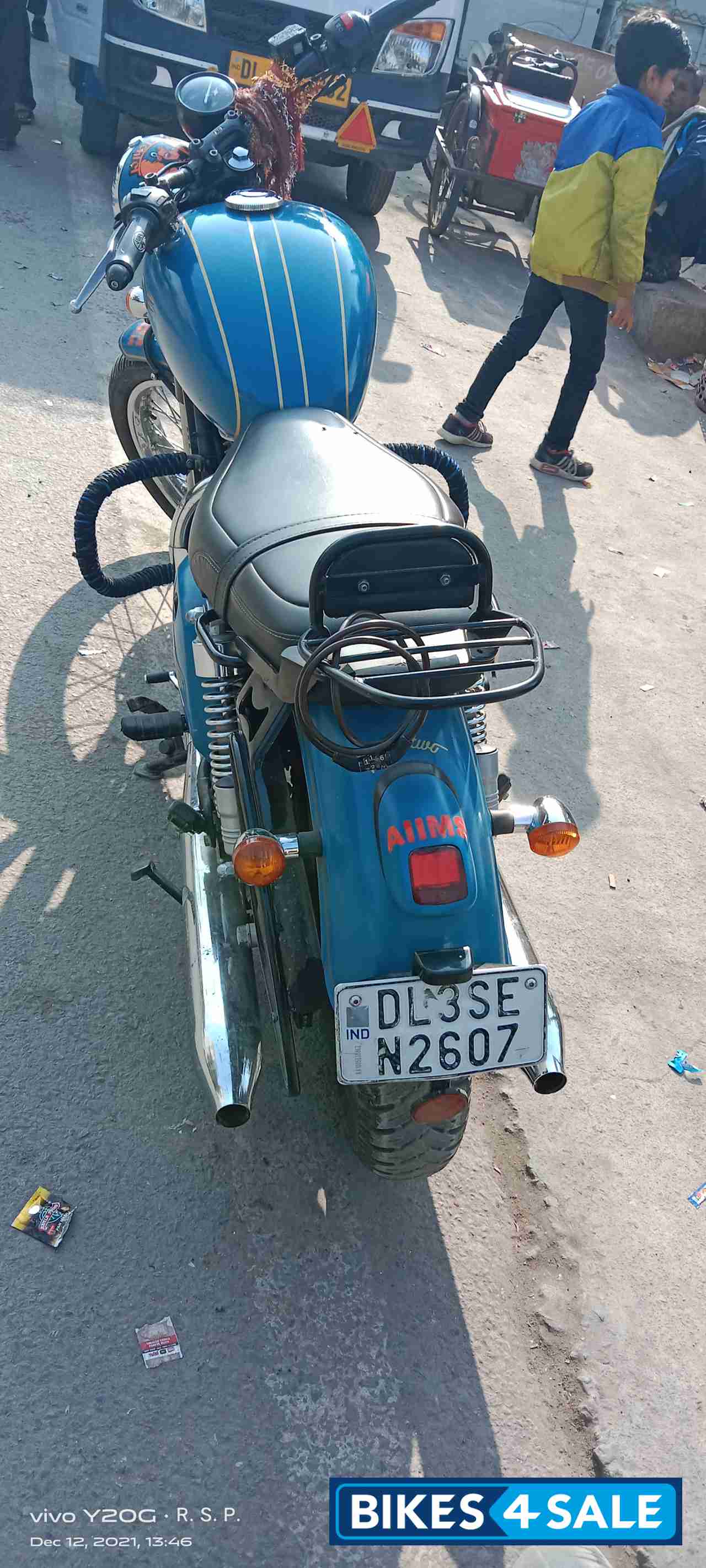 Starlight Blue Jawa 42 Dual Channel ABS Orion Red