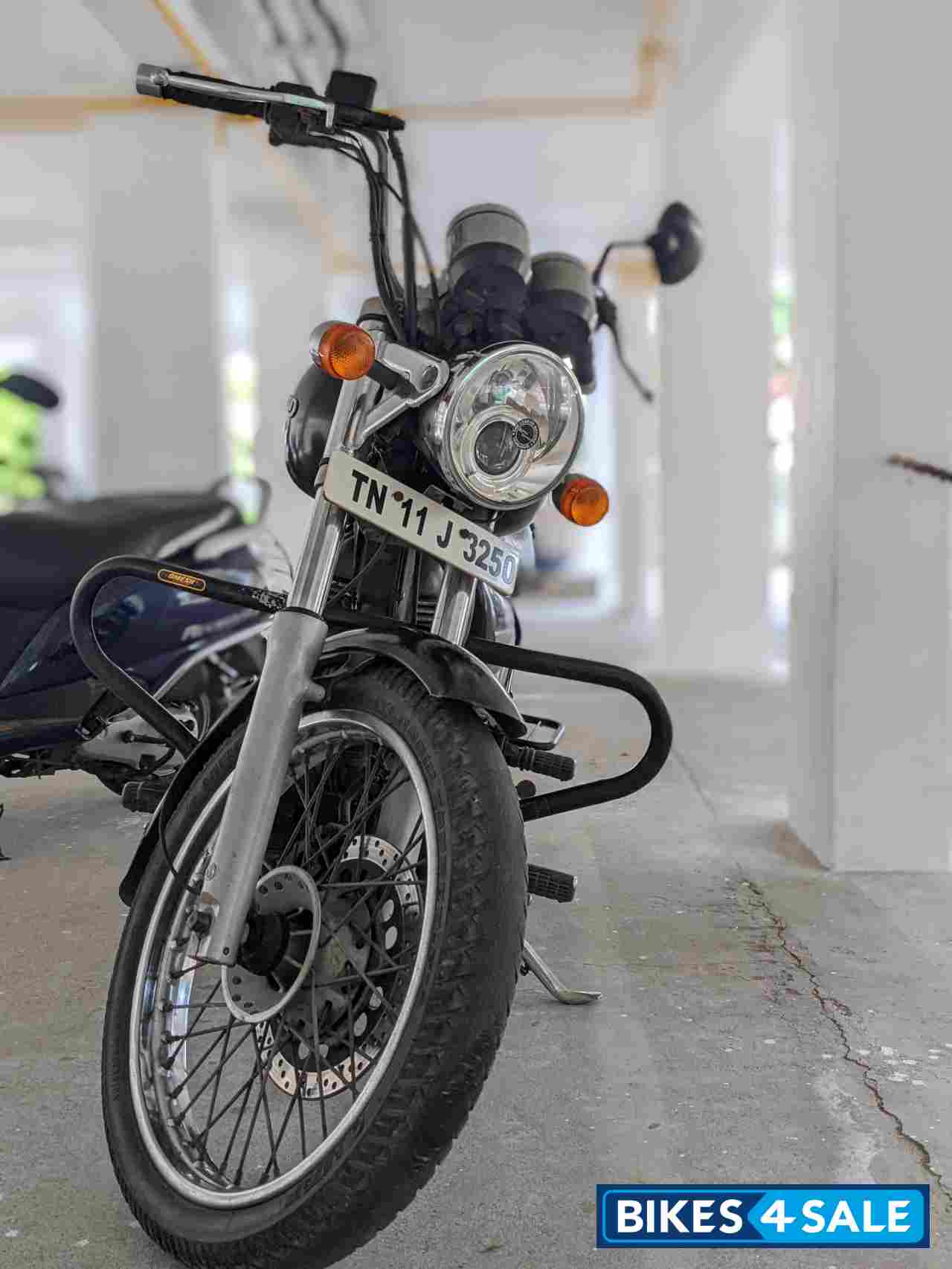 Matt Black Royal Enfield Thunderbird 350